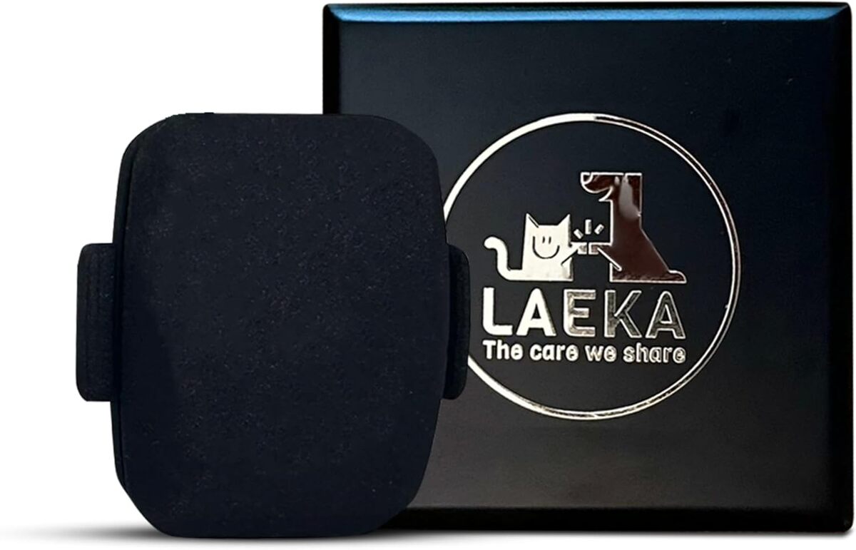Test du Laeka Perle : mini bijou GPS pour animaux avec suivi d'activité et alertes santé