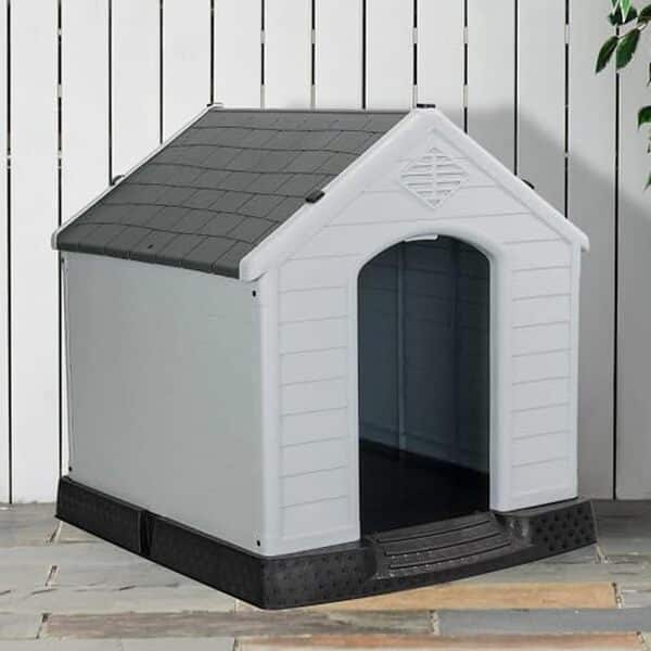 Découvrez notre test complet de la niche en plastique étanche Aqpet, idéale pour chien taille moyenne. Confort, durabilité et étanchéité assurés.