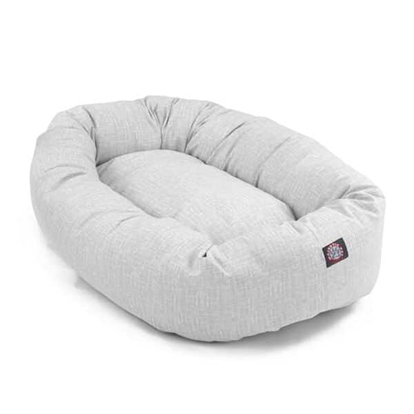 Découvrez notre test complet du lit rond apaisant Majestic Pet pour chien : design, confort, qualité et avis détaillé pour le bien-être de votre compagnon.